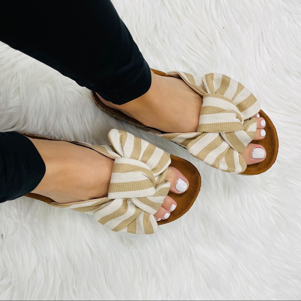 Beige striped knot sandal - Picture 4 of 10
